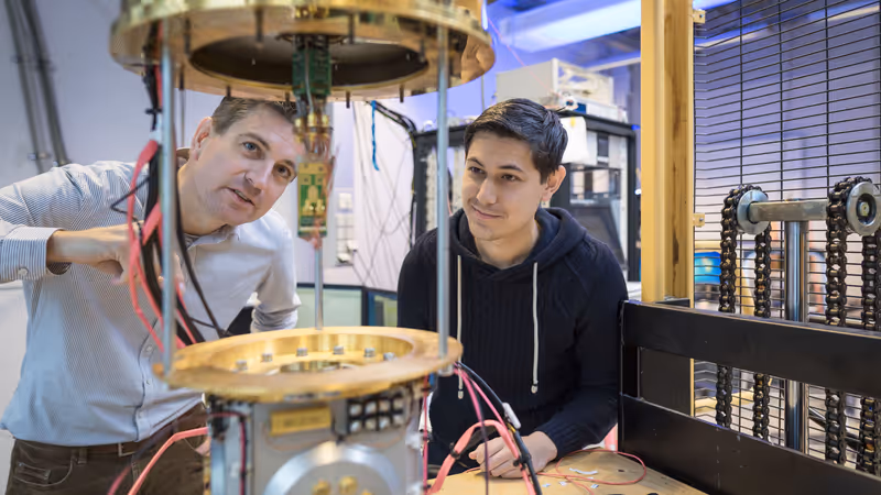 Wilfred van der Wiel (on the left)