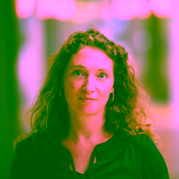 Prof. Geke Ludden