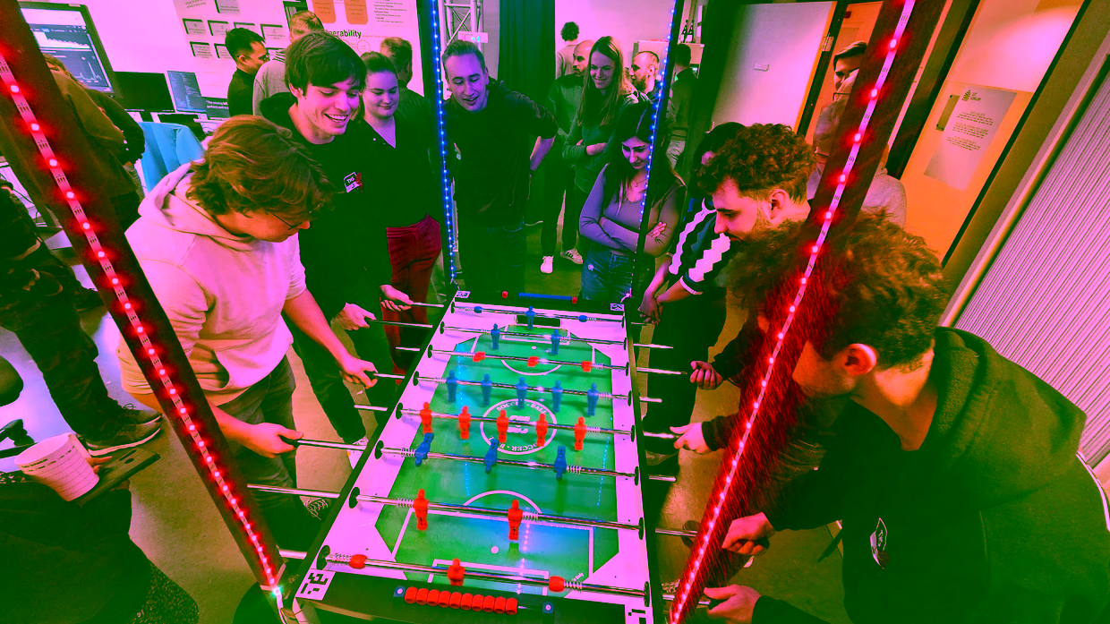 Smart foosball table