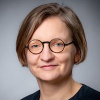 dr. N. Schwarz (Nina)