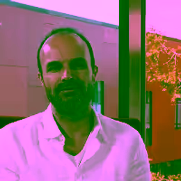 Prof Floris Zwanenburg, co-director QUANT