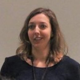 Alumna Veerle Boon (COM & BA ’16) shared her experiences in the working field with students during a career event of her former study association