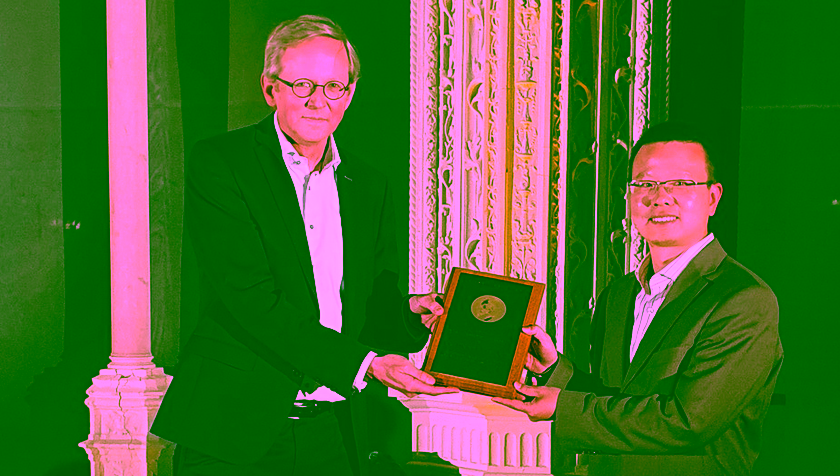 Recognition for staff members ITC at ISPRS congress in France