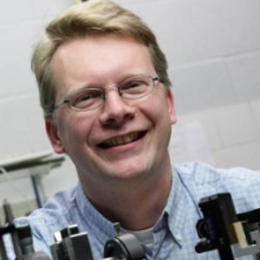 Prof. Pepijn Pinkse, directeur QUANT