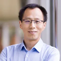 dr. D. Huang (Dengpeng)