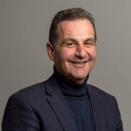 Prof.dr. Dimitrios Stamatialis (congress chair of ESAO 2025)