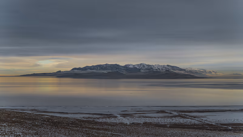 A picture showing a salt lake