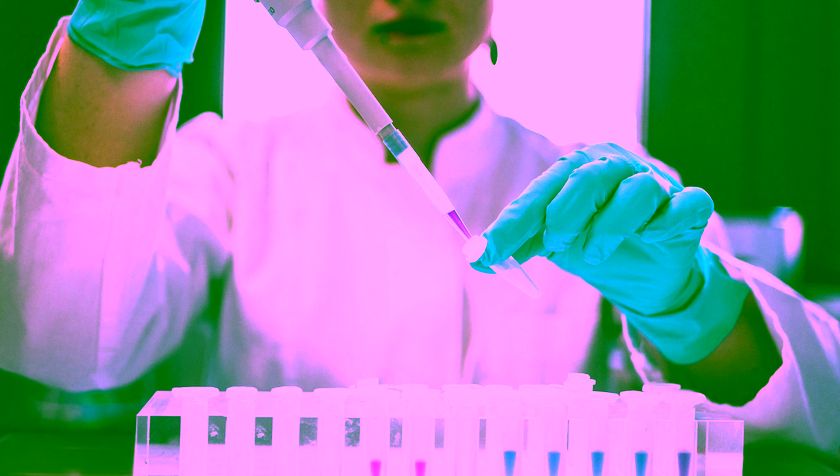 ONLY A THIRD OF ELIGIBLE BREAST CANCER PATIENTS RECEIVE A GENE EXPRESSION TEST