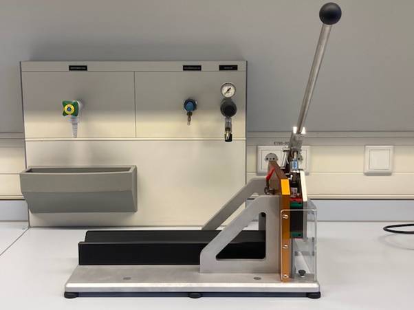 A machine with a leverAI-generated content may be incorrect.