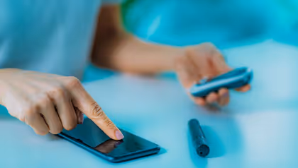 Patient enters home measurements via eHealth app