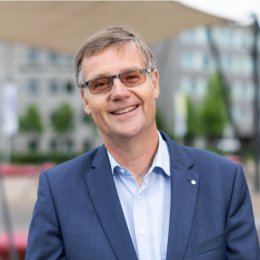 Prof.Dr.Ir. Tom Veldkamp