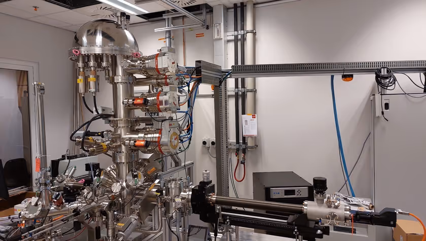 MESA+ operando HAXPES user meeting