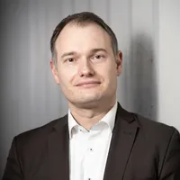 prof.Dr.-Ing. S. Thiede (Sebastian)