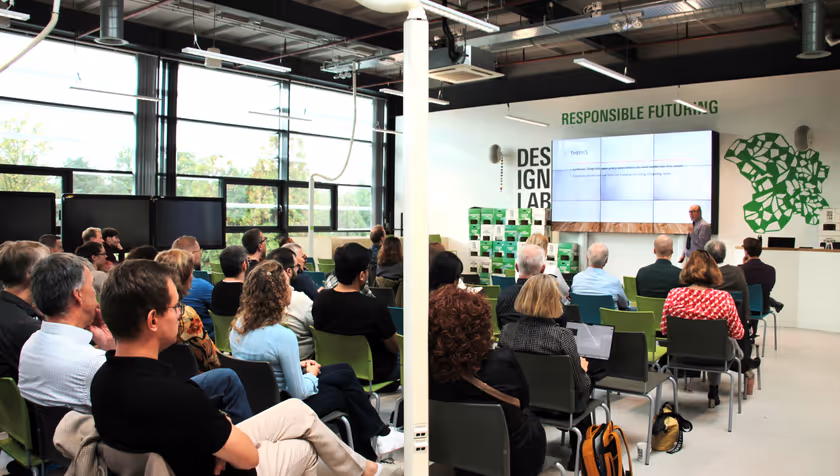 UT philosophy professor Adam Henschke gives keynote at EEMCS networking event