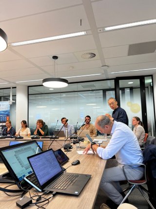 No alternative text description for this image