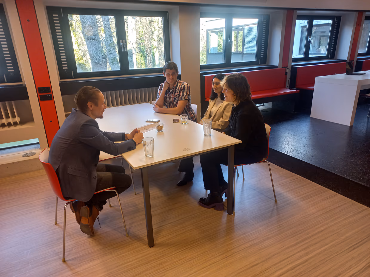 PSTS alumni coach students during the career event 2024