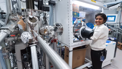Junia Solomon Sathiaraj in the lab