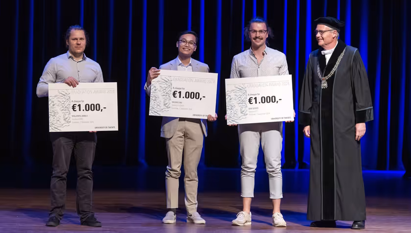 Five graduation awards awarded during Opening Academic Year